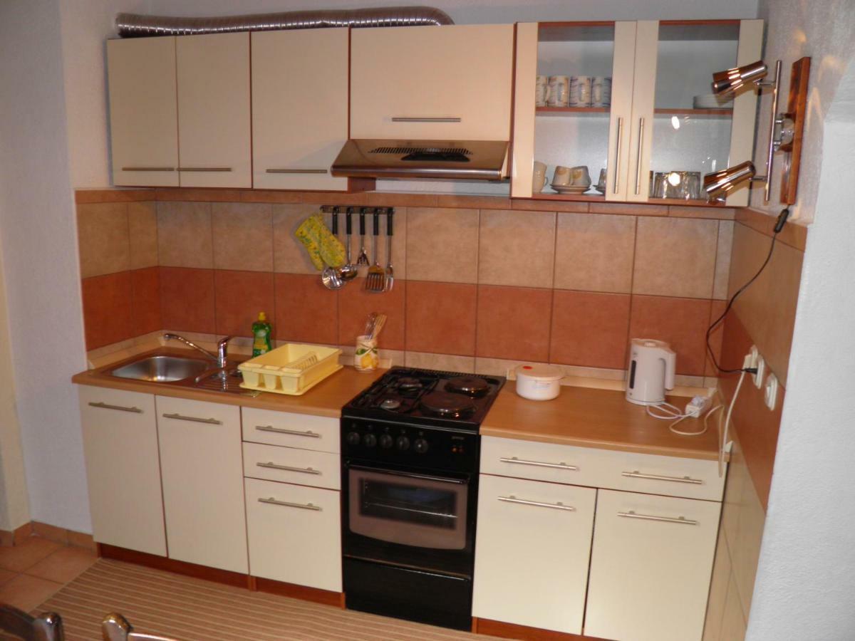 Apartman Mia Biograd Biograd Na Moru Exterior photo
