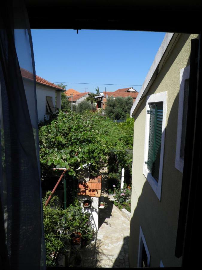 Apartman Mia Biograd Biograd Na Moru Exterior photo