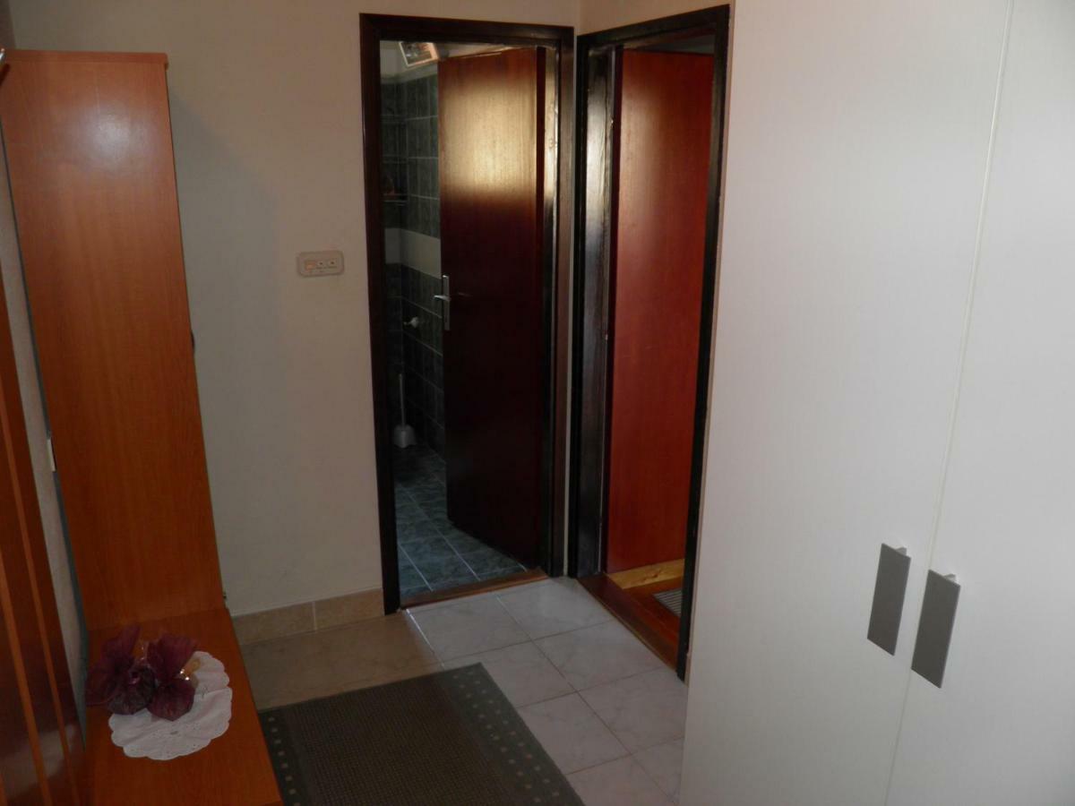 Apartman Mia Biograd Biograd Na Moru Exterior photo